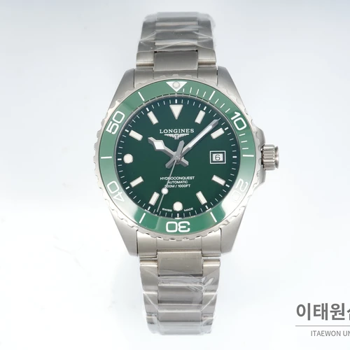론진 하이드로콘퀘스트 스틸 딥 그린 다이얼 오토매틱 42mm