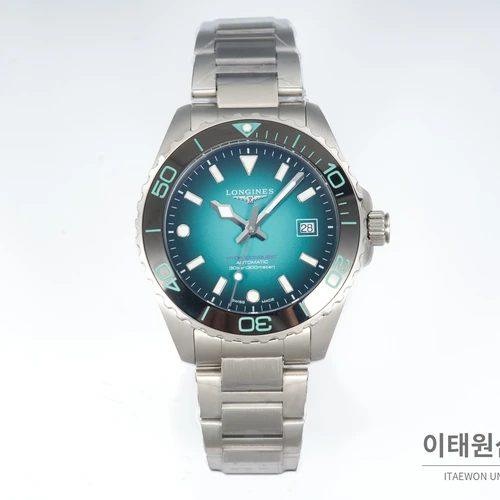 론진 하이드로콘퀘스트 스틸 에메랄드 그린 다이얼 오토매틱 42mm