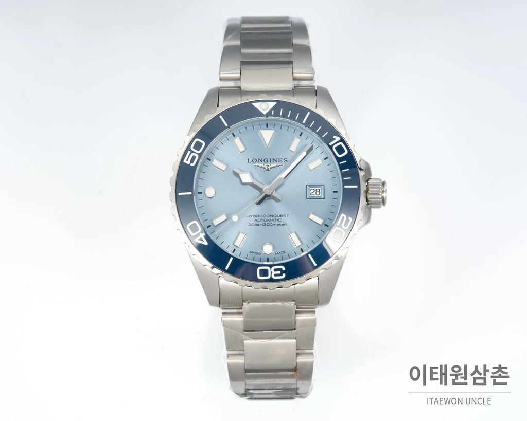 론진 하이드로콘퀘스트 스틸 아이스 블루 다이얼 오토매틱 42mm
