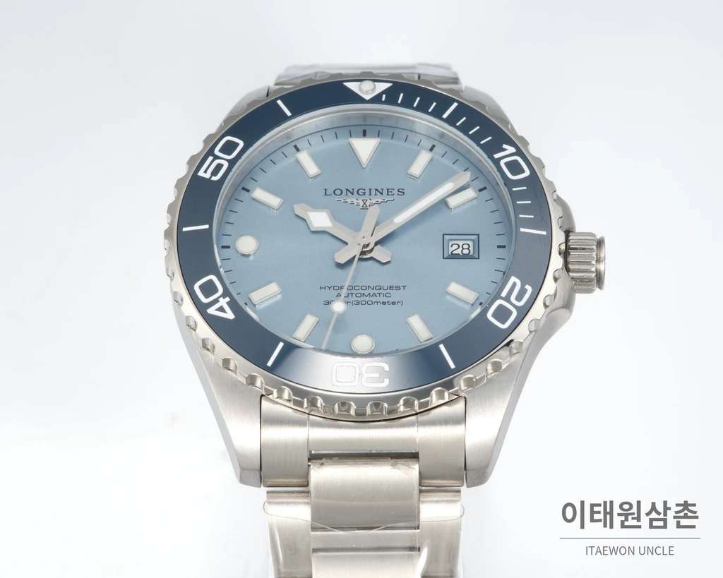 론진 하이드로콘퀘스트 스틸 아이스 블루 다이얼 오토매틱 42mm