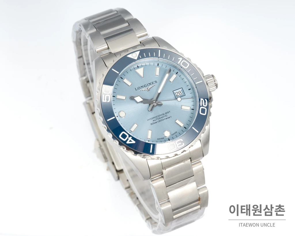 론진 하이드로콘퀘스트 스틸 아이스 블루 다이얼 오토매틱 42mm