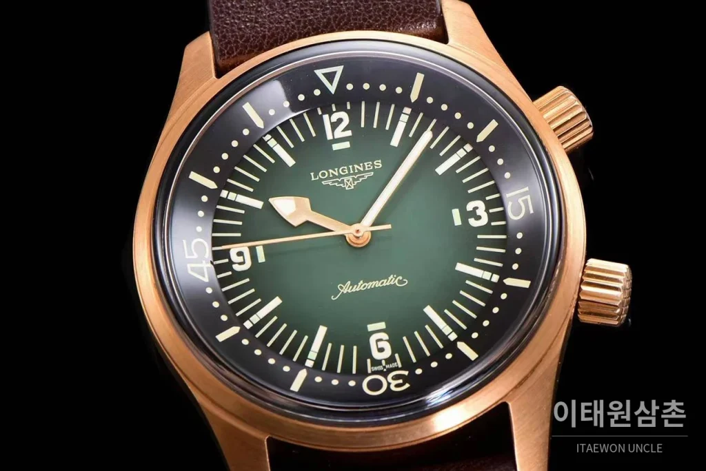 론진 레전드다이버 브론즈 그라데이션블랙다이얼 오토매틱 42mm 브라운 가죽 스트랩