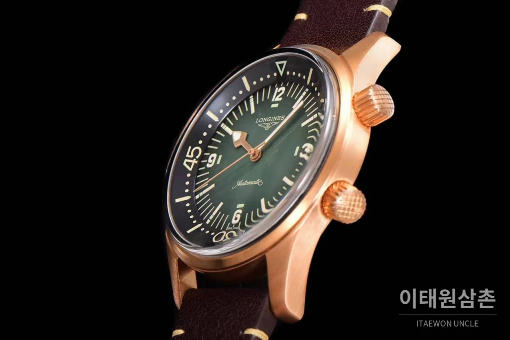 론진 레전드다이버 브론즈 그라데이션블랙다이얼 오토매틱 42mm 브라운 가죽 스트랩