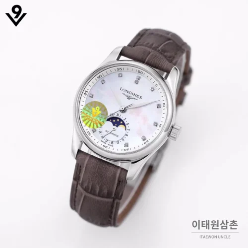 론진 마스터컬렉션 자개다이얼 다이아몬드 문페이즈 오토매틱 34mm 화이트 브라운 가죽 스트랩 론진 마스터컬렉션 자개다이얼 다이아몬드 문페이즈 오토매틱 34mm 화이트 브라운 가죽 스트랩