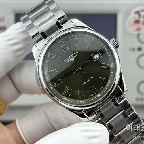론진 마스터컬렉션 실버로만다이얼 오토매틱 40mm 스틸 브레이슬릿 (3) 론진 마스터컬렉션 실버로만다이얼 오토매틱 40mm 스틸 브레이슬릿 (3)