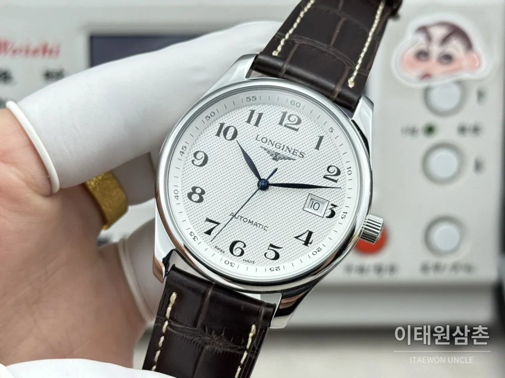 론진 마스터컬렉션 실버로만다이얼 오토매틱 40mm 브라운 가죽 스트랩 (2)