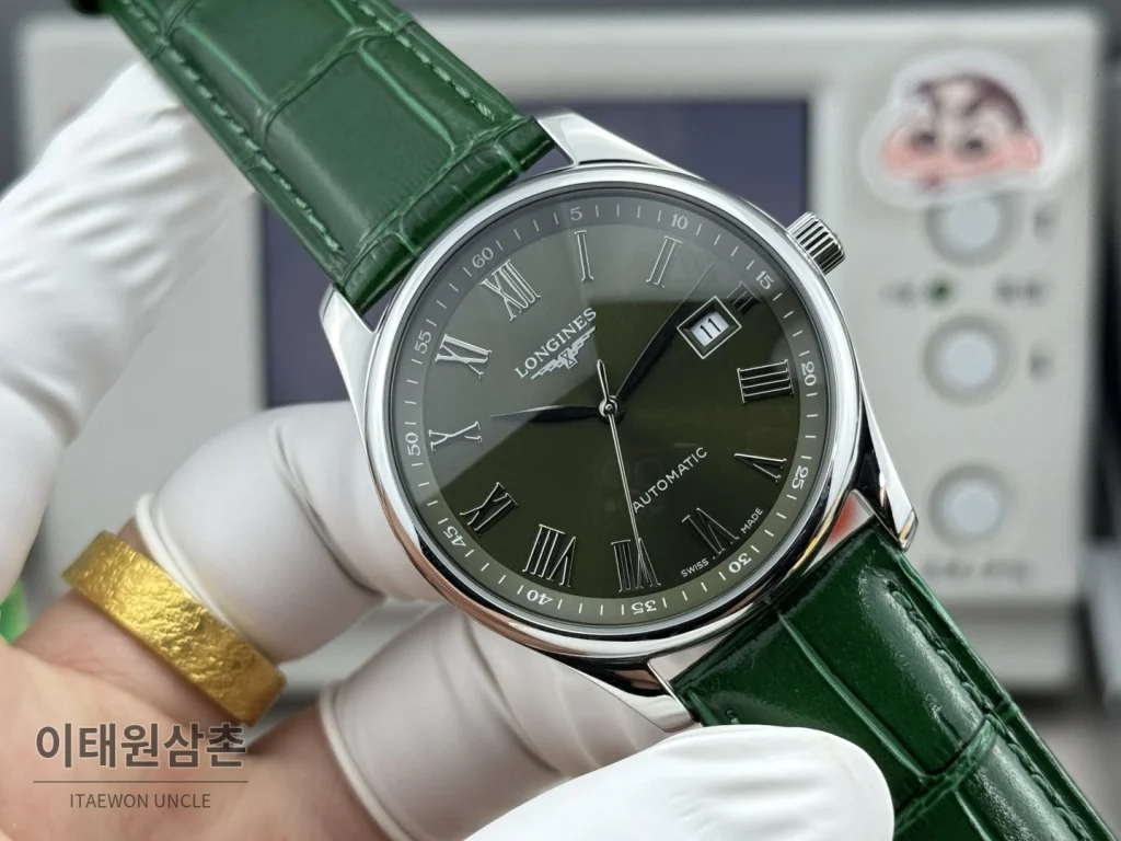 론진 마스터컬렉션 실버로만다이얼 오토매틱 40mm 스틸 브레이슬릿 (3)
