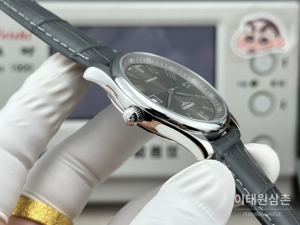 론진 마스터컬렉션 실버로만다이얼 오토매틱 40mm 스틸 브레이슬릿