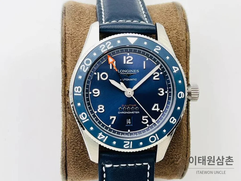 론진 스피릿 Zulu Time GMT 세라믹 베젤 블랙다이얼 오토매틱 42mm 네이비 가죽 스트랩