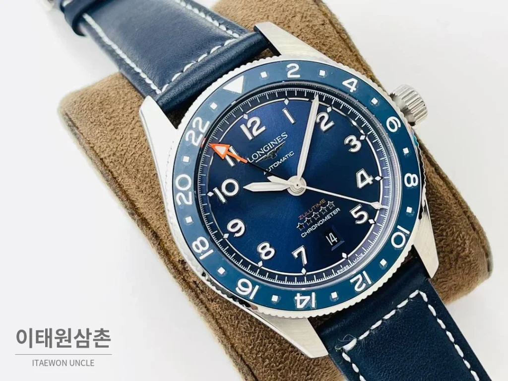 론진 스피릿 Zulu Time GMT 세라믹 베젤 블랙다이얼 오토매틱 42mm 네이비 가죽 스트랩