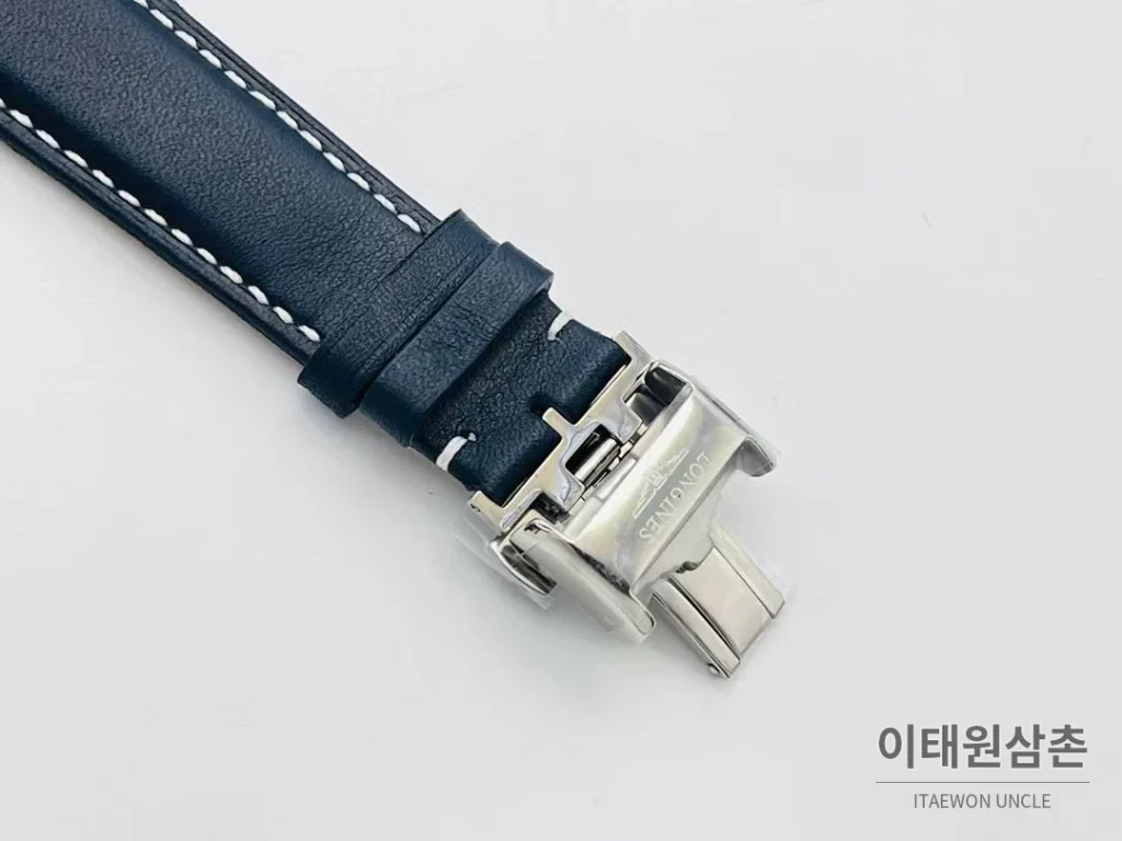 론진 스피릿 Zulu Time GMT 세라믹 베젤 블랙다이얼 오토매틱 42mm 네이비 가죽 스트랩