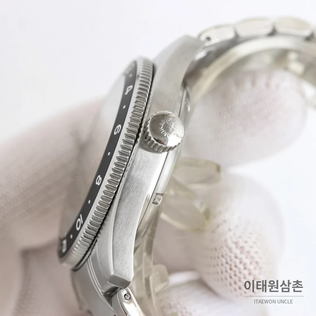 론진 스피릿 줄루타임 세라믹베젤 GMT 오토매틱 42mm 블랙 다이얼 브라운 가죽 스트랩