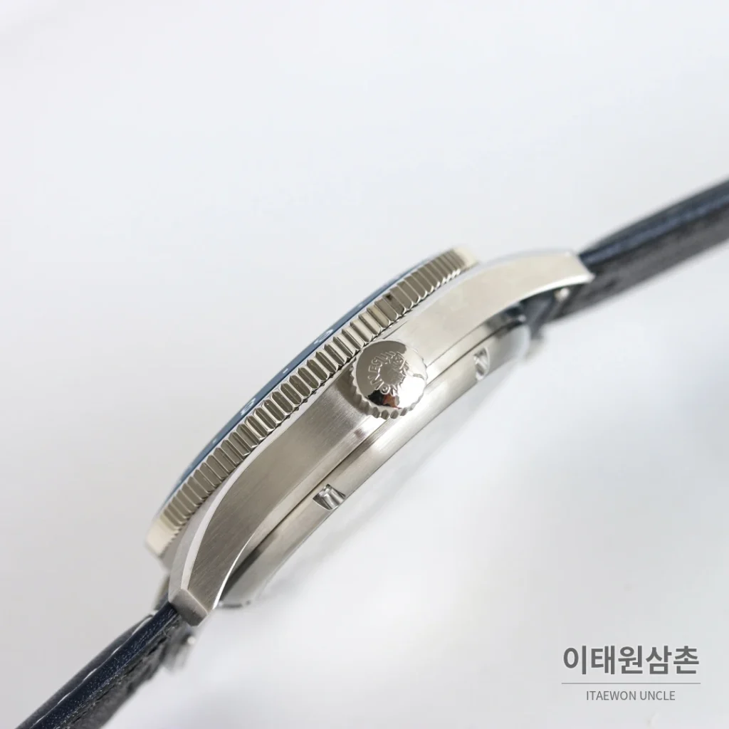 론진 스피릿 줄루타임 세라믹베젤 GMT 오토매틱 42mm 블랙 다이얼 스틸 브레이슬릿 (2)