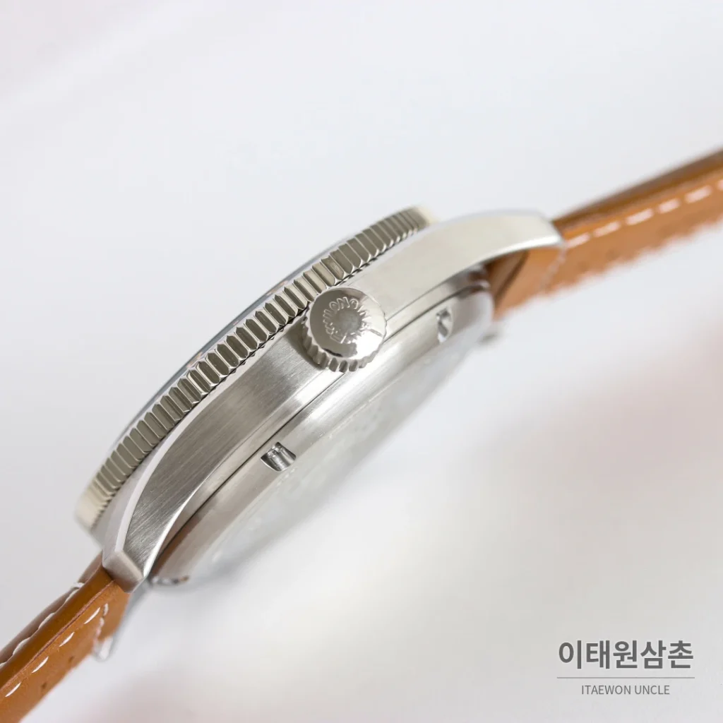 론진 스피릿 줄루타임 세라믹베젤 GMT 오토매틱 42mm 블랙 다이얼 스틸 브레이슬릿 (3)