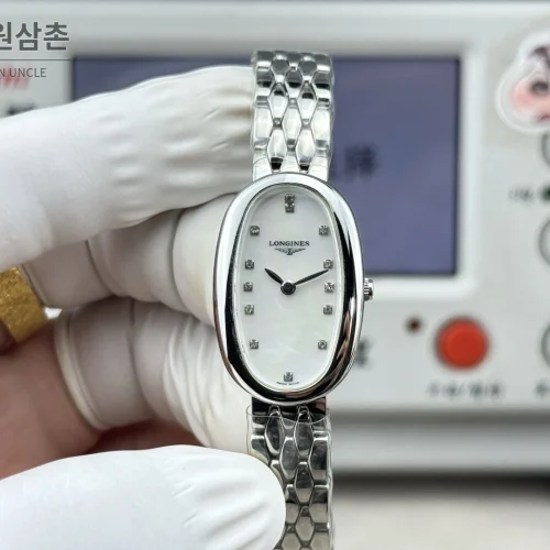 론진 심포네트 미니 스테인리스 타원 케이스 화이트다이얼 쿼츠 25mm 화이트 / 실버 론진 심포네트 미니 스테인리스 타원 케이스 화이트다이얼 쿼츠 25mm 화이트 / 실버