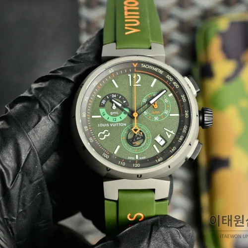 루이비통 포레스트 램 & 오션 웨일 오토매틱 44mm