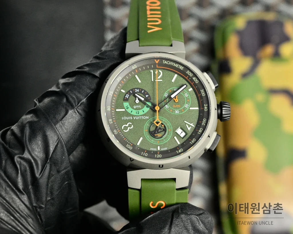 루이비통 포레스트울프 앤드 오션월 휠 오토매틱 44mm