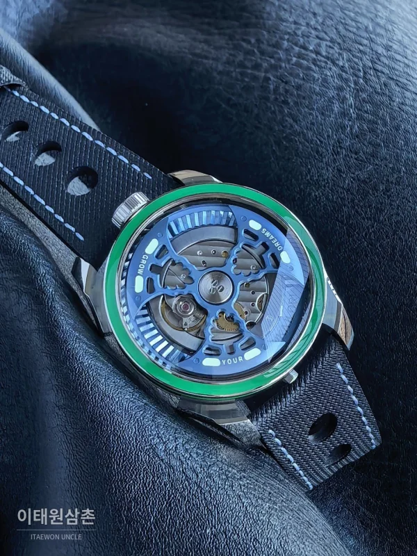엠비앤에프 M.A.D.1S 사이드타임 대형로터 퍼플 오토매틱 42mm 스켈레톤 다이얼 블랙 러버 스트랩 그린 베젤