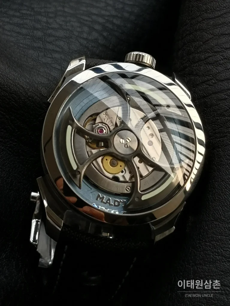 엠비앤에프 MAD1S 스틸 사이드리딩 로터 오토매틱 42mm
