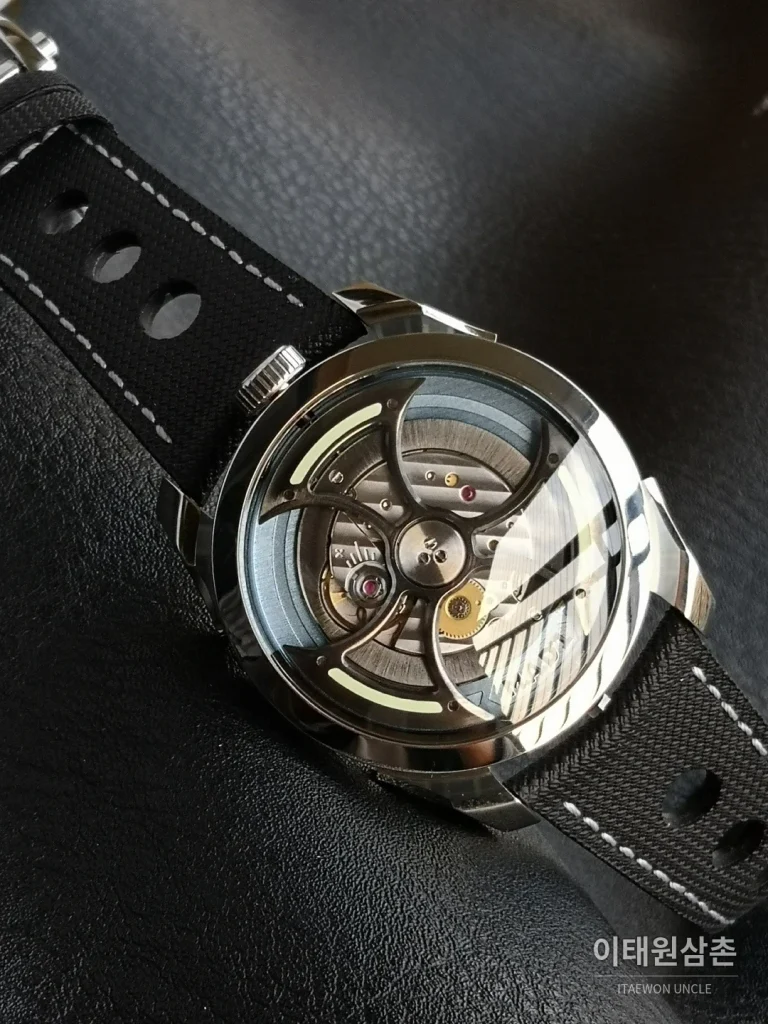 엠비앤에프 MAD1S 스틸 사이드리딩 로터 오토매틱 42mm
