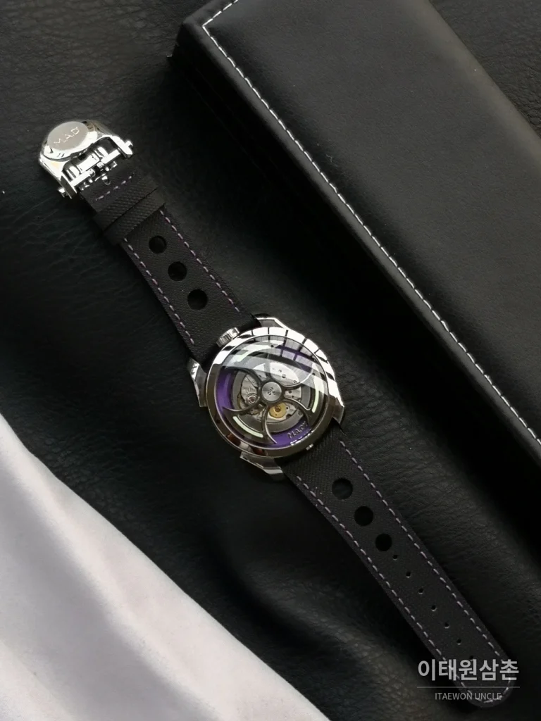 엠비앤에프 MAD1S 스틸 사이드리딩 로터 오토매틱 42mm (2)