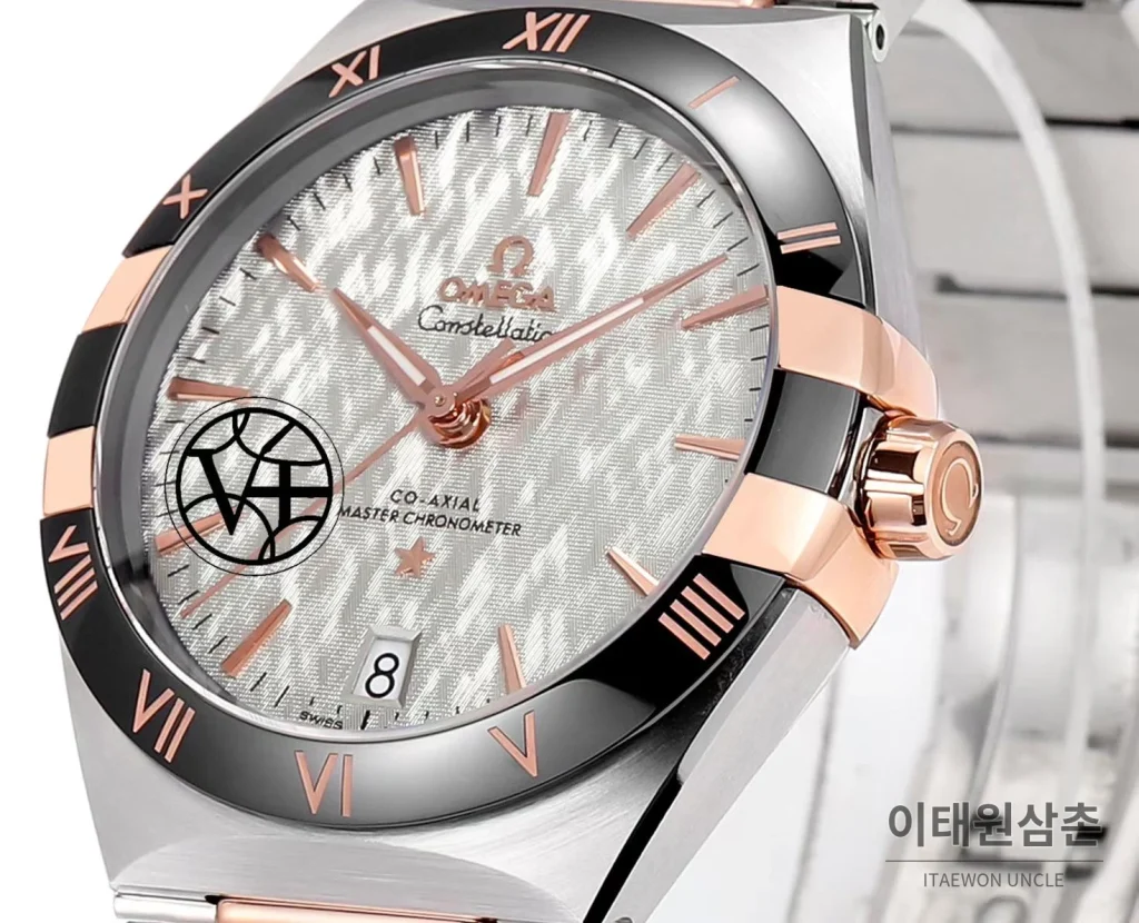 오메가 컨스텔레이션 5세대 메테오라이트 다이얼 세라믹베젤 오토매틱 41mm 131.30.41.21.99.001 투톤 브레이슬릿 (3)