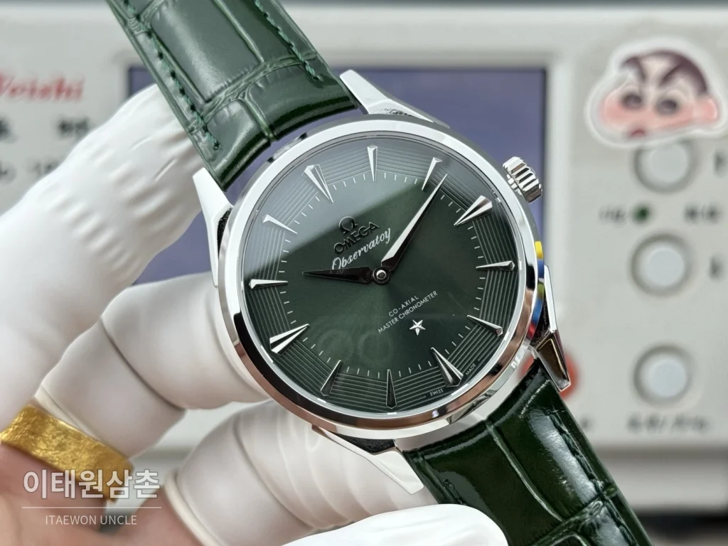 오메가 컨스텔레이션 오토매틱 39.4mm 네이비 블루 그린 가죽 스트랩