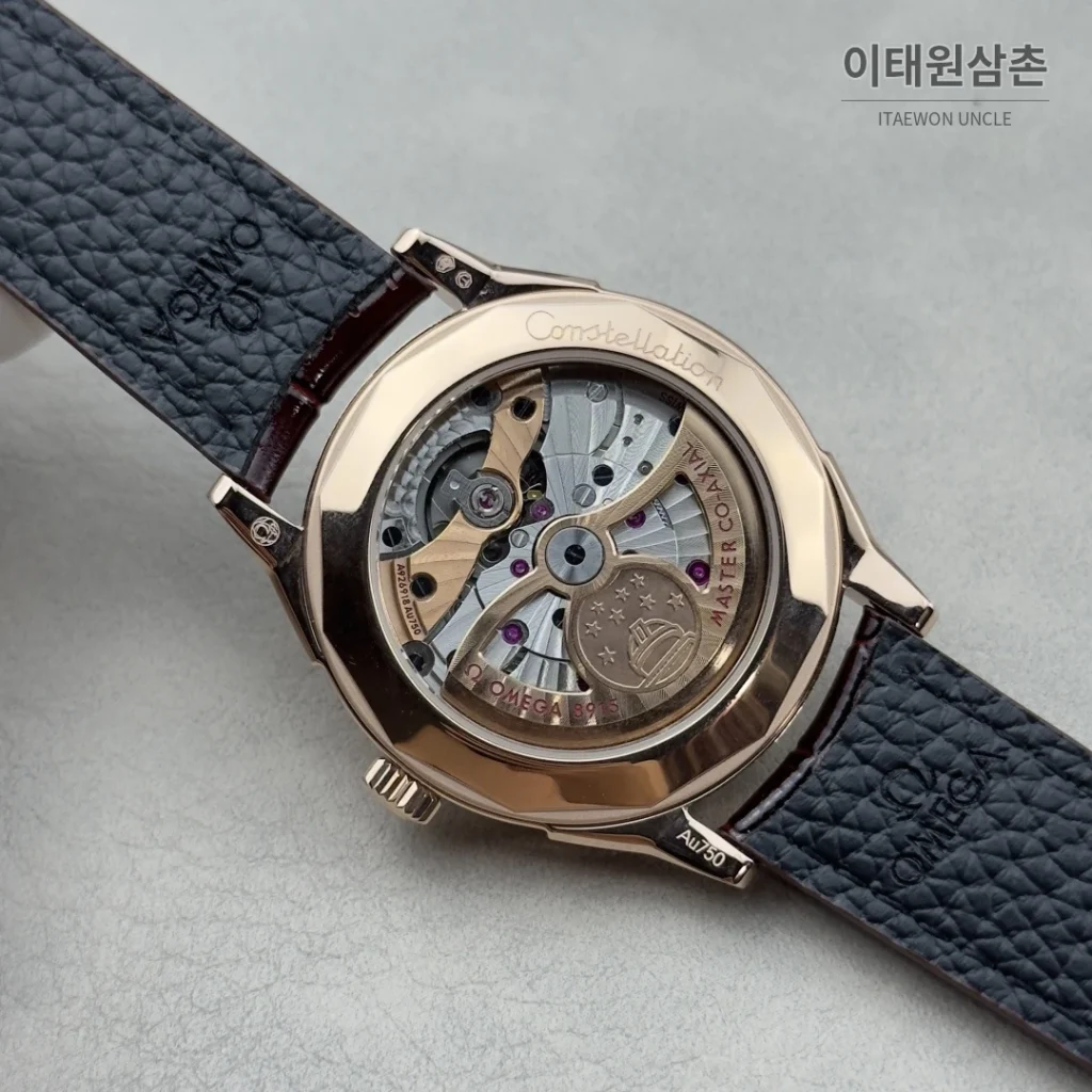 오메가 컨스텔레이션 오토매틱 39.4mm 네이비 블루 버건디 가죽 스트랩