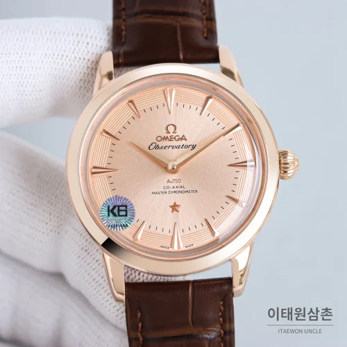 오메가 컨스텔레이션 오토매틱 40mm 샴페인 다이얼 브라운 가죽 스트랩 오메가 컨스텔레이션 오토매틱 40mm 샴페인 다이얼 브라운 가죽 스트랩