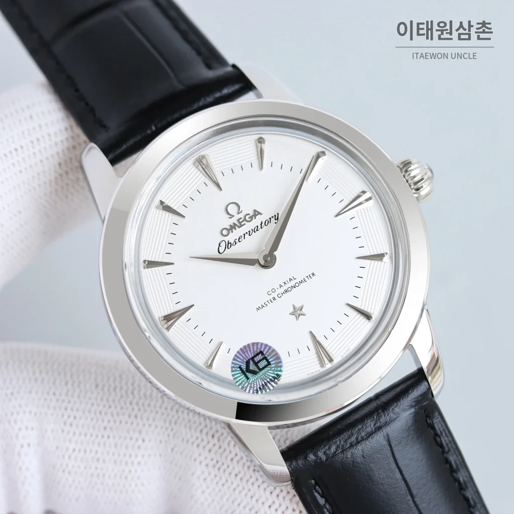 오메가 컨스텔레이션 오토매틱 40mm 블랙 다이얼 블랙 가죽 스트랩