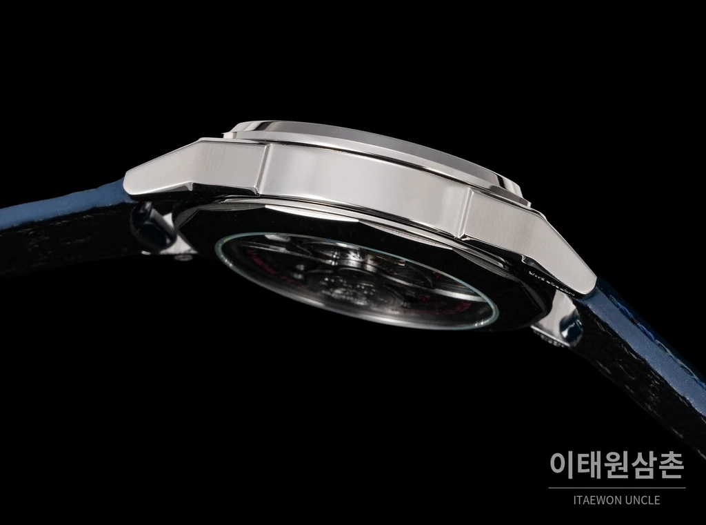 오메가 컨스텔레이션 파이팬 블루 다이얼 블루 스트랩 시계