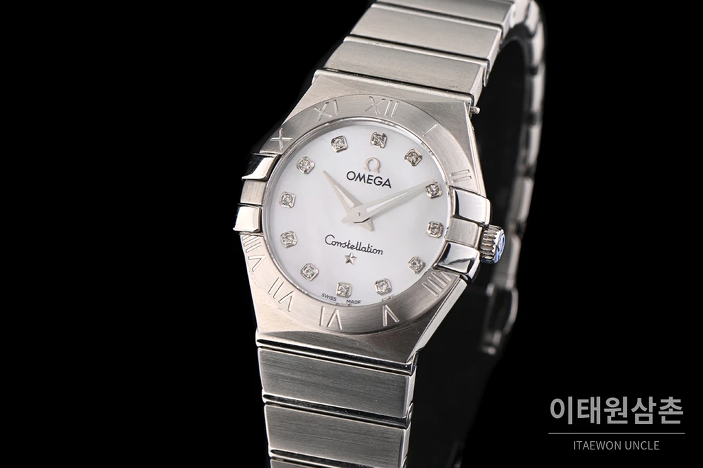 오메가 컨스텔레이션 4세대 실버 스틸 로마 숫자 베젤 화이트 스톤 인덱스 쿼츠 시계 27mm