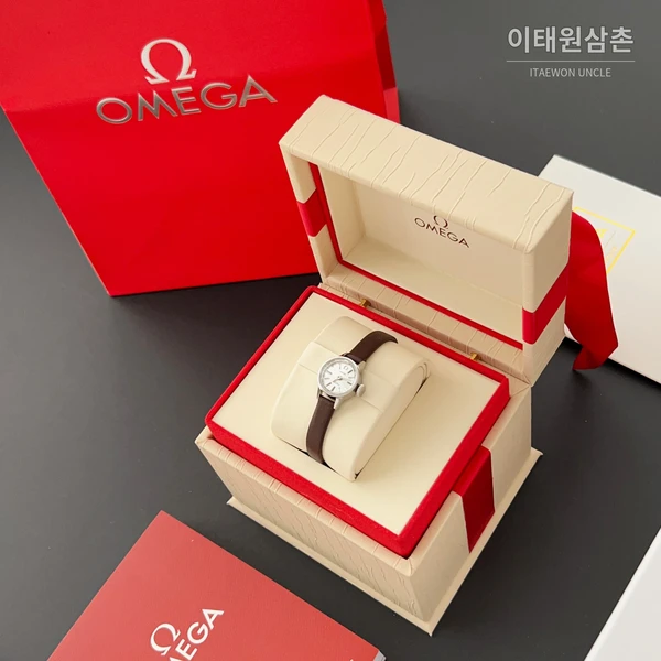 오메가 드빌 칼레이도스코프 다이아몬드컷 미니 여성시계 18.5mm 화이트 다이얼 브라운 가죽 스트랩