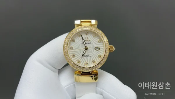 오메가 드빌 레이디매틱 마더오브펄 오토매틱 34mm
