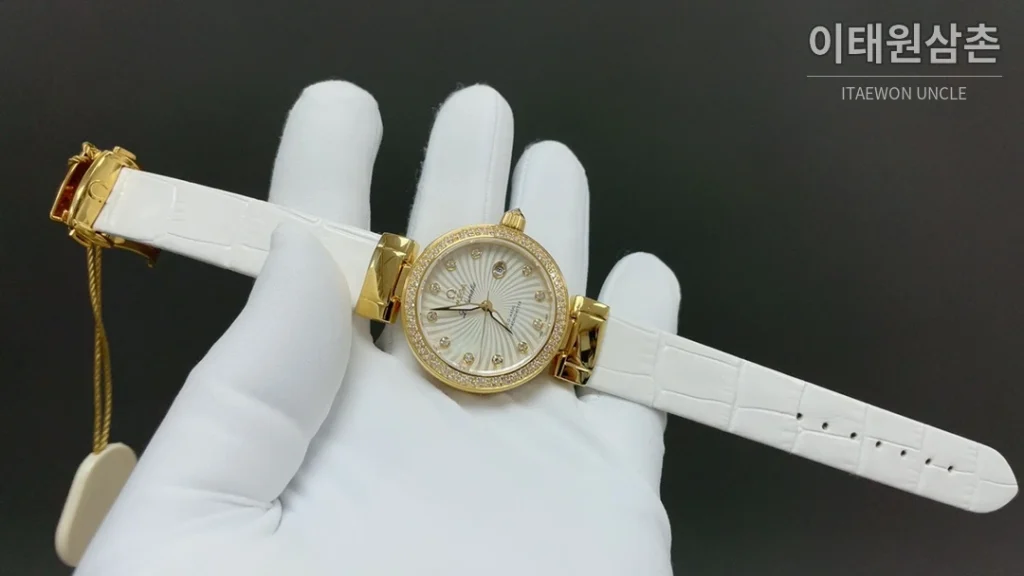 오메가 드빌 레이디매틱 마더오브펄 오토매틱 34mm