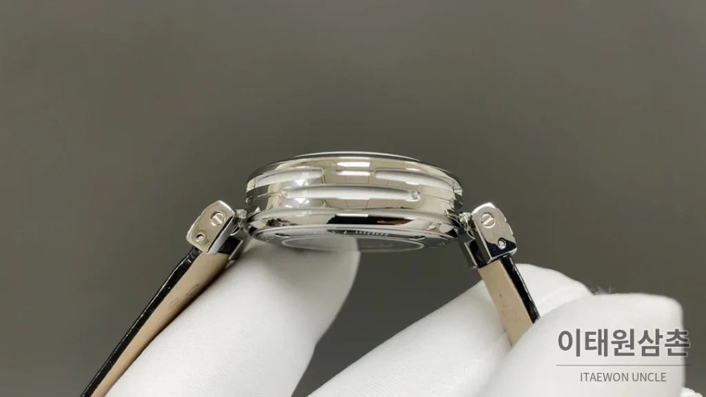 오메가 드빌 레이디매틱 실버베젤 퍼플마더오브펄 오토매틱 34mm