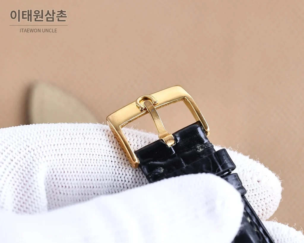 오메가 명디안 월페이즈 오토매틱 40mm 화이트 다이얼
