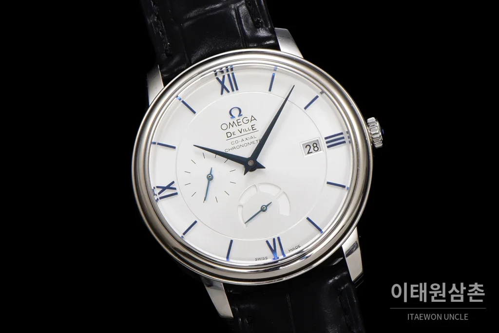 오메가 드빌 파워리저브 데이트 스몰세컨즈 오토매틱 39.5mm 실버 블랙 가죽 스트랩 (2)