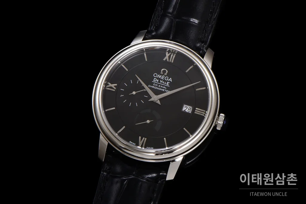 오메가 드빌 파워리저브 데이트 스몰세컨즈 오토매틱 39.5mm 실버 블랙 가죽 스트랩 (4)