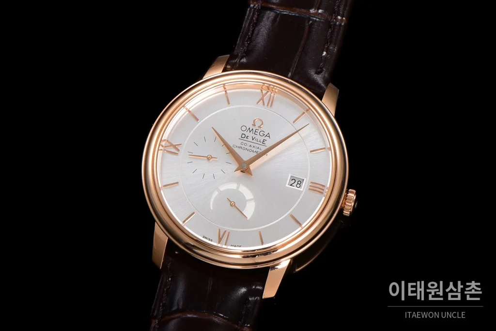 오메가 드빌 파워리저브 데이트 스몰세컨즈 오토매틱 39.5mm 실버 브라운 가죽 스트랩 로즈골드 베젤