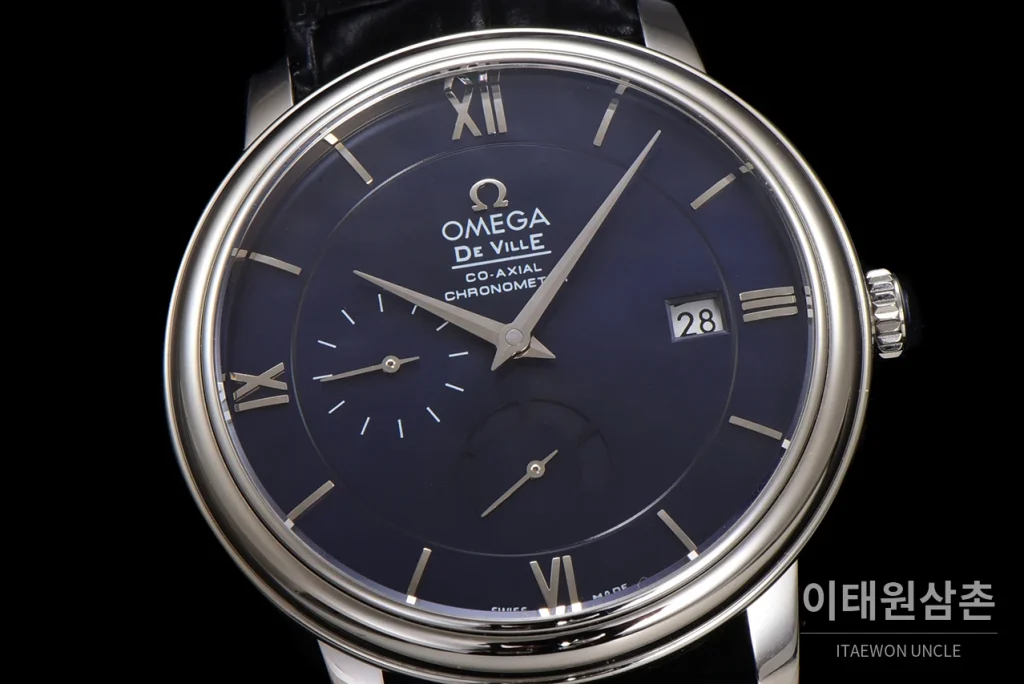 오메가 드빌 파워리저브 데이트 스몰세컨즈 오토매틱 39.5mm 실버 블랙 가죽 스트랩 (3)