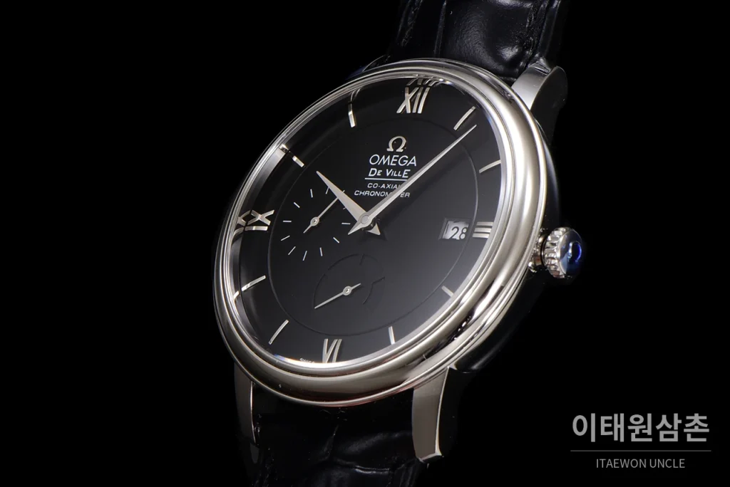 오메가 드빌 파워리저브 데이트 스몰세컨즈 오토매틱 39.5mm 실버 블랙 가죽 스트랩 (4)