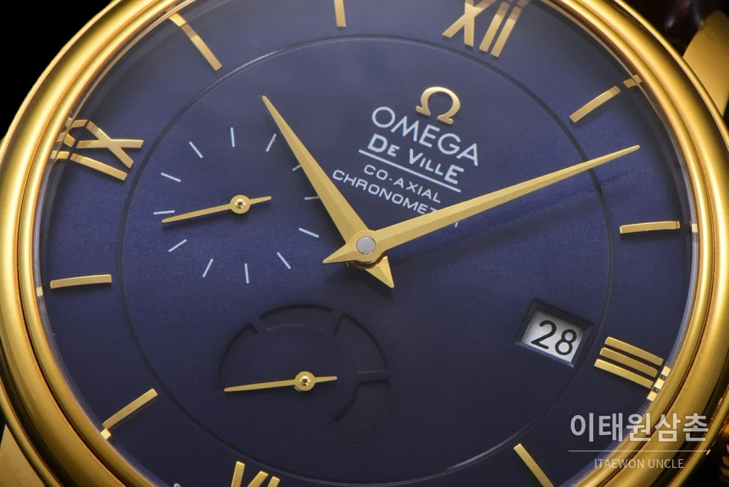 오메가 드빌 파워리저브 데이트 스몰세컨즈 오토매틱 39.5mm 실버 브라운 가죽 스트랩 골드 베젤 (2)