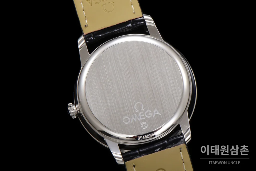 오메가 드빌 파워리저브 데이트 스몰세컨즈 오토매틱 39.5mm 실버 블랙 가죽 스트랩 (4)