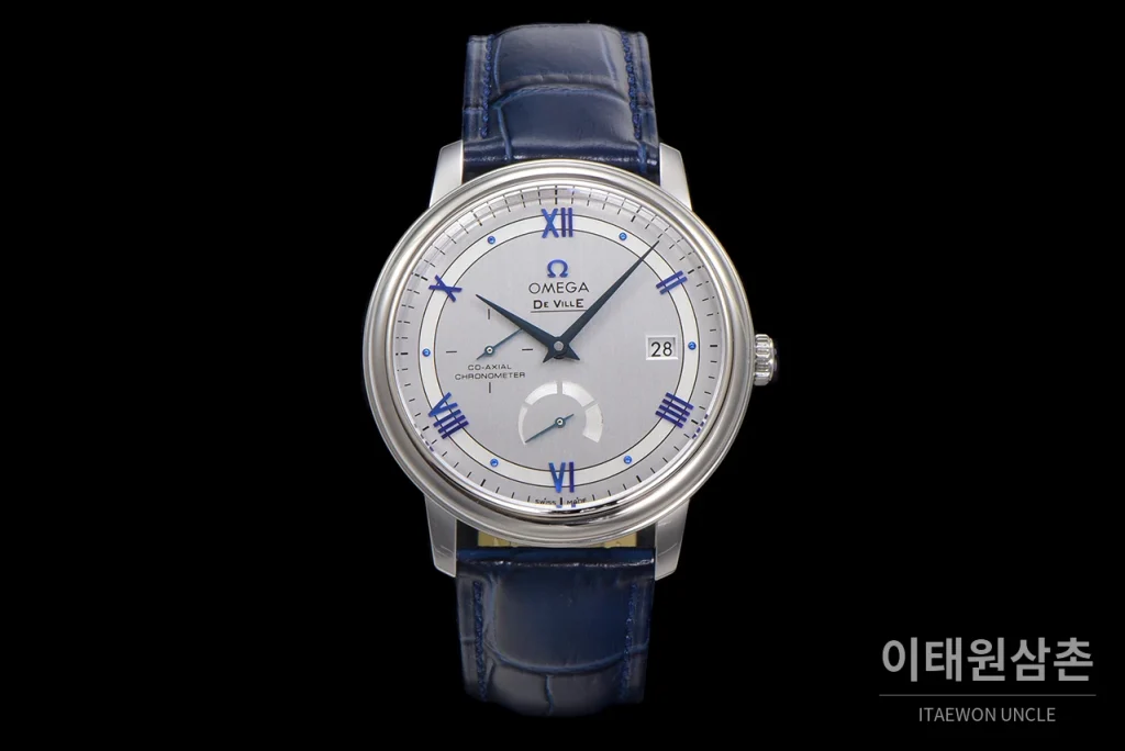 오메가 드빌 파워리저브 스몰세컨즈 데이트 오토매틱 39.5mm 실버 네이비 가죽 스트랩 (3)