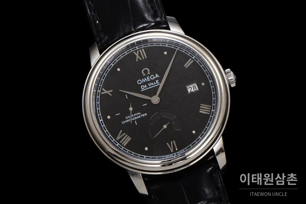 오메가 드빌 파워리저브 스몰세컨즈 데이트 오토매틱 39.5mm 실버 블랙 가죽 스트랩 (3)