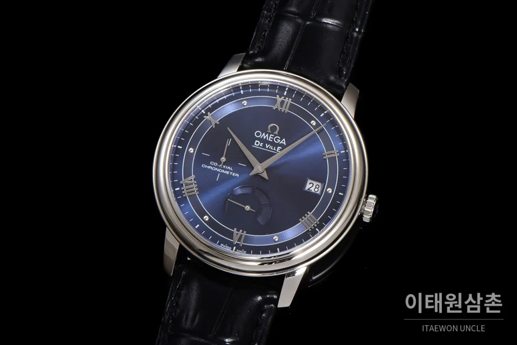 오메가 드빌 파워리저브 스몰세컨즈 데이트 오토매틱 39.5mm 실버 블랙 가죽 스트랩
