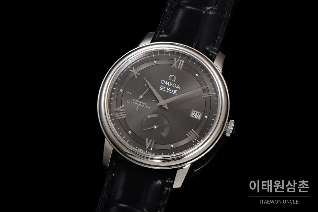 오메가 드빌 파워리저브 스몰세컨즈 데이트 오토매틱 39.5mm 실버 블랙 가죽 스트랩 (4)