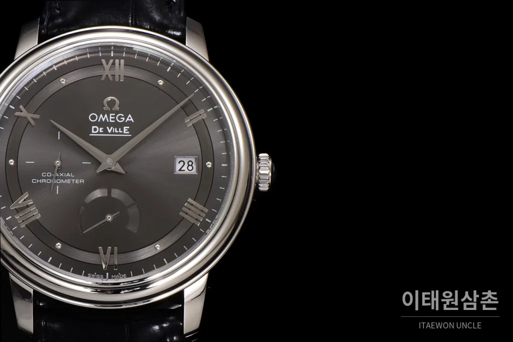 오메가 드빌 파워리저브 스몰세컨즈 데이트 오토매틱 39.5mm 실버 블랙 가죽 스트랩 (4)