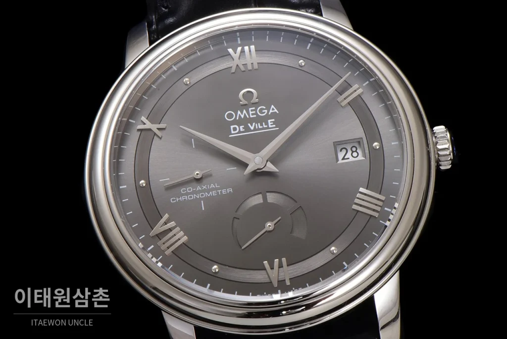 오메가 드빌 파워리저브 스몰세컨즈 데이트 오토매틱 39.5mm 실버 블랙 가죽 스트랩 (4)